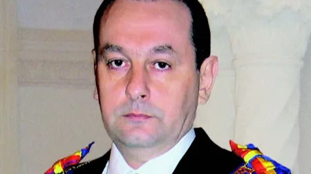 Un român a dat lovitura în Marea Britanie. Romanul său poliţist va fi publicat în 23 de ţări
