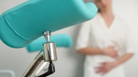 O doctoriţă vrea schimbare de sex pentru a ieşi mai târziu la pensie