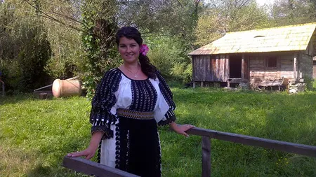 Scandal sexual de proporţii. O cântăreaţă de muzică populară şi o directoare de şcoală îşi aduc acuzaţii grave