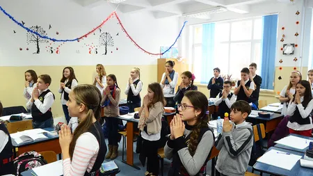 Ministerul Educaţiei a semnat un protocol cu Biserica Creştină după Evanghelie privind ora de religie