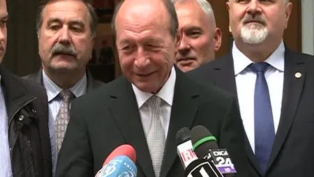 Băsescu, despre candidatura la Primărie: Am învăţat că în POLITICĂ NU trebuie să EXCLUZI aproape nimic VIDEO