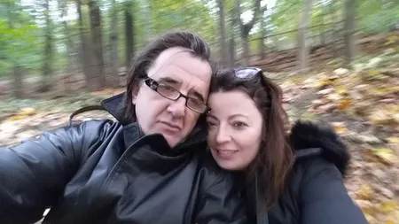 Româncă ÎMPUŞCATĂ ÎN CAP de soţul american pentru că voia să divorţeze. Ce a făcut bărbatul după ce a ucis-o