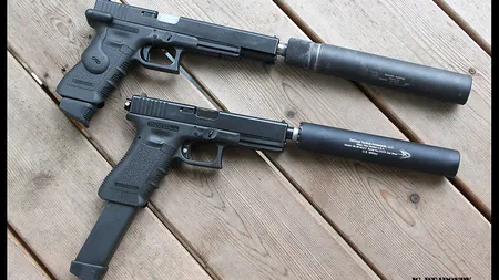 Ce se întâmplă când într-un corp se trage cu un pistol automat VIDEO