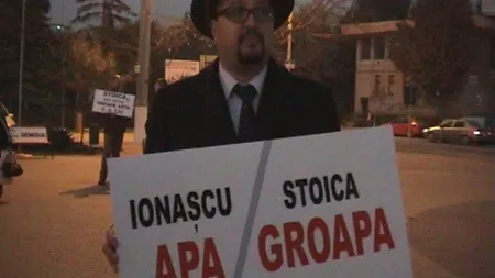 Protest inedit, un singur demonstrant în centrul oraşului Slobozia