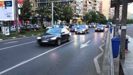 Coloana oficială a lui Klaus Iohannis, huiduită în trafic, în Capitală
