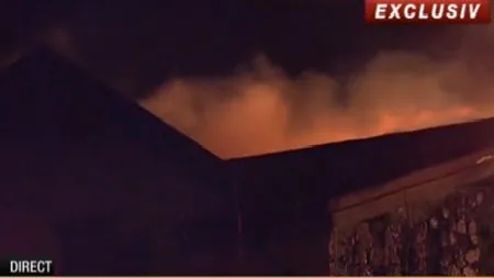 INCENDIU puternic la Baloteşti. Mai multe vile de lux au luat foc VIDEO