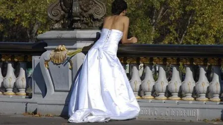Gestul făcut de acest bărbat în ziua nunţii a umit pe toată lumea. Ce a făcut că să-i mulţumească lui Dumnezeu?