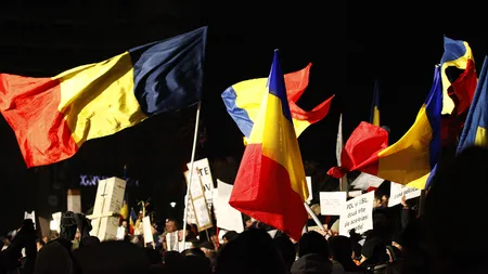 A şaptea zi de proteste. Manifestanţii s-au adunat în Piaţa Universităţii