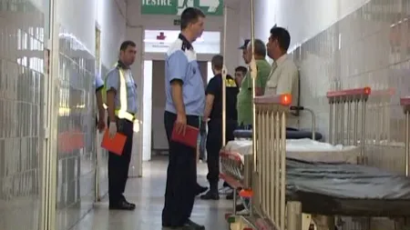 Măcel cu topoare şi bâte între două clanuri ţigăneşti. Patru oameni la spital, unul în stare gravă