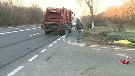 Accident grav în Constanţa. Un pensionar a murit după ce a fost lovit de o maşină de la salubrizare VIDEO