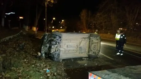 Accident grav la Constanţa: O şoferiţă a intrat într-un parapet GALERIE FOTO