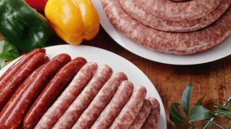Cârnaţi de casă picanţi