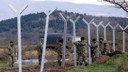 Un imigrant a MURIT ELECTROCUTAT la graniţa dintre Grecia şi Macedonia