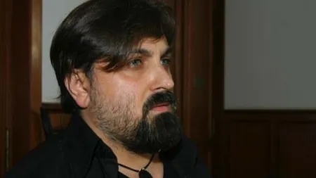 Petru Mircea şi-a refăcut viaţa tot cu o cântăreaţă. Cine este noua iubită a fostului soţ al Mădălinei Manole