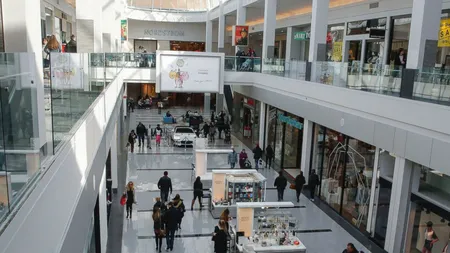 Tentativă de jaf la mall. O persoană a fost împuşcată