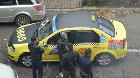 Clienţi jefuiţi de taximetriştii din Bucureşti, în noaptea de Revelion. Cât au cerut pentru o cursă VIDEO