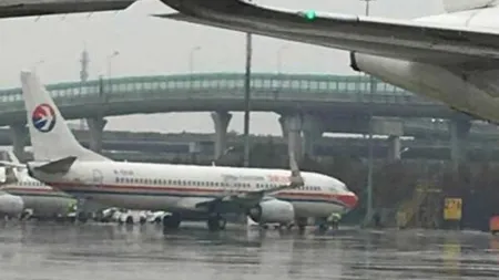 Incident aviatic. Două aeronave s-au acroşat pe pistă în China