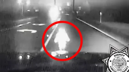 Copil de DOI ANI, găsit singur pe autostradă după ce a fugit de acasa FOTO