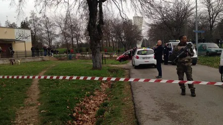 INCIDENT în Franţa. Un bărbat a încercat să intre cu maşina într-un grup de militari