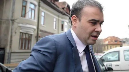 Dosarul în care Darius Vâlcov este inculpat pentru luare de mită, declinat în favoarea Tribunalului Olt