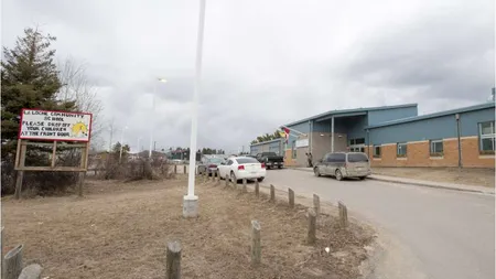ATAC ARMAT într-o şcoală din Canada. Cel puţin cinci morţi