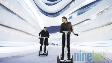 NineBot, robotul futurist mai ieftin decât un scuter, se găseşte acum şi pe Cloe.ro