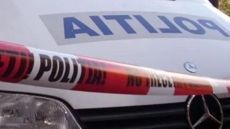 Pericol de EXPLOZIE în Buzău. Un TIR cu azotat de amoniu a derapat din cauza poleiului
