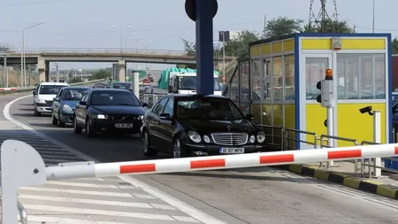 Cozi la staţia de taxare de la Feteşti şi la benzinăriile de pe A2. Şoferii, sfătuiţi să plătească până a doua zi la ora 23.59