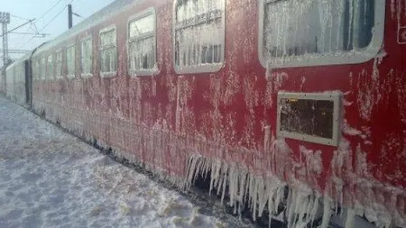 Trenuri CFR ANULATE din cauza GERULUI, până luni