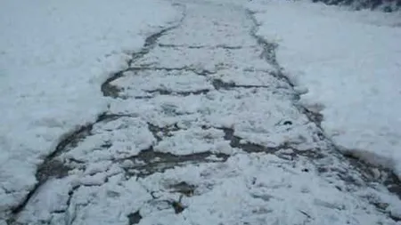 Zăpor de UN KILOMETRU pe pârâul Rebrişoara, din Bistriţa-Năsăud