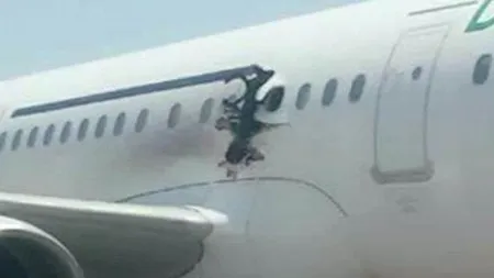 Terorist în scaun cu rotile. Bomba de la bordul avionului somalez ar fi fost pusă de un kamikaze