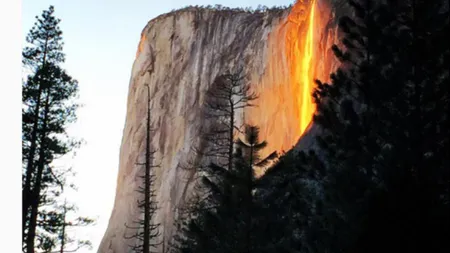 Cea mai spectaculoasă păcăleală a naturii. Cascada de foc din Parcul Yosemite VIDEO