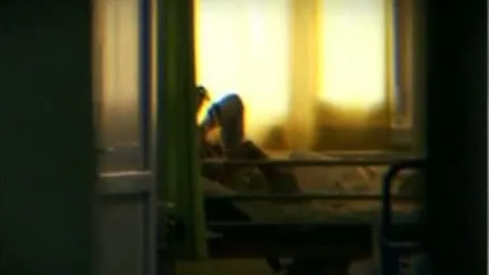 Români terorizaţi în case bântuite, mărturii terifiante. Fenomene paranormale într-un cămin de nefamilişti VIDEO