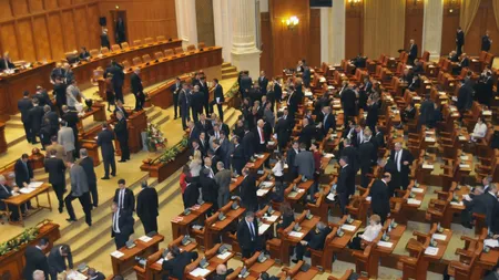 Avalanşă de proiecte de legi cu pomeni electorale