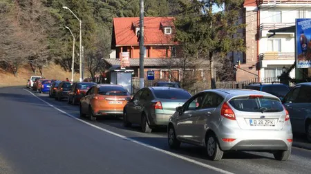 Aglomeraţie pe Valea Prahovei. Vezi RUTELE OCOLITOARE