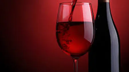 Vinul roşu, un medicament! Cum şi cât trebuie să bei ca să fii sănătos