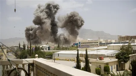 Yemen: Zeci de civili ucişi în raiduri ale coaliţiei arabe