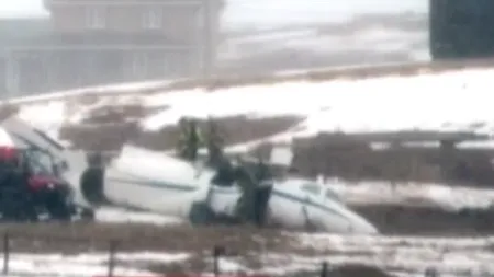 Un avion s-a prăbuşit în Canada: Şapte MORŢI, printre care şi un fost ministru VIDEO