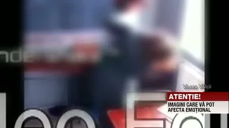 Două eleve s-au snopit în bătaie la un liceu din Vâlcea VIDEO