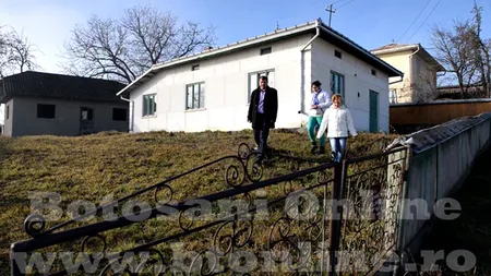 Zeci de familii se înghesuie să stea în comuna cu CASE GRATIS. Ce decizie au luat autorităţile