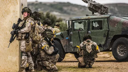 România se pregăteşte de război. Românii, obligaţi să-şi pună casele la dispoziţia trupelor NATO în cazul unui conflict