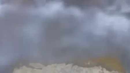 SEMN RĂU. Un râu din Peru fierbe la propriu. Temperatura apei are 86 grade Celsius VIDEO