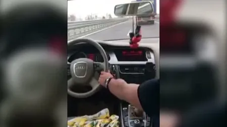 IMAGINI REVOLTĂTOARE. Un teribilist conduce de pe scaunul din dreapta VIDEO
