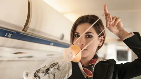 Ce nu v-ar spune niciodată o stewardesă, cu toate că I-AR PLĂCEA SĂ O FACĂ