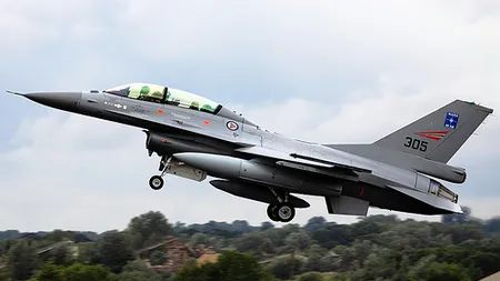 Accident la o bază aeriană: Un avion militar norvegian a atacat din GREŞEALĂ turnul de control