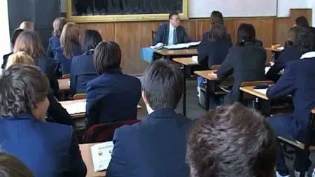 SCHIMBĂRI în educaţie. De anul viitor, elevii vor avea un număr mai mare de ore