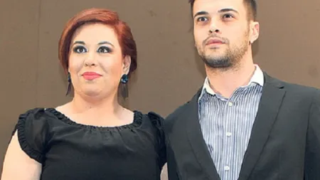 Adevărul despre divorţul Oanei Roman. Un prieten de-al ei a spus ce se petrece între vedetă şi soţul său