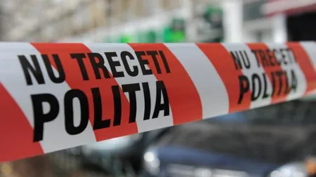 O familie din Gorj a fost înjunghiată în plină stradă chiar de un vecin