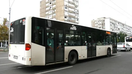 Călătorii RATB vor accesa pe mobil orarul trecerii autobuzelor prin staţii