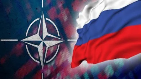 Rusia vrea să îşi refacă sfera de influenţă la frontierele sale. NATO cere un dialog cu Moscova